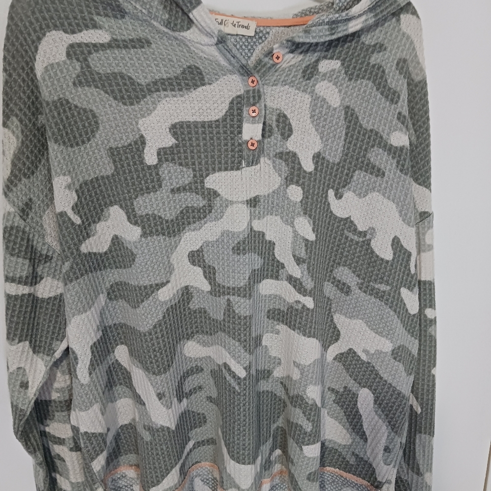 Women's full circle trends ladies camo hoodie, size 2xl, gray camo